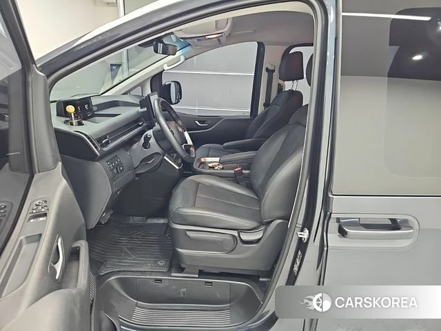 Hyundai Staria 2024 Серый из Кореи, фото 2