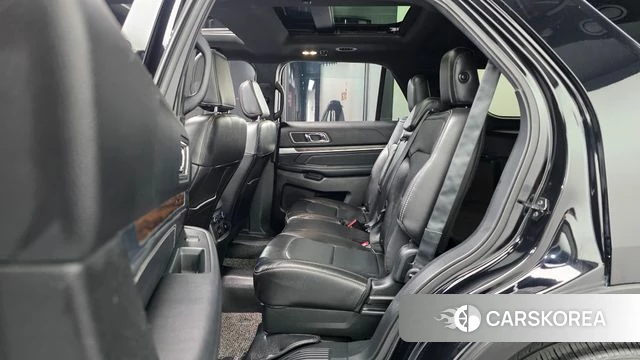 Ford Explorer 2018 Черный из Кореи, фото 2