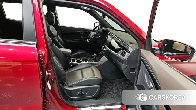Ssangyong Beautiful Korando 2020 Красный из Кореи, фото 2