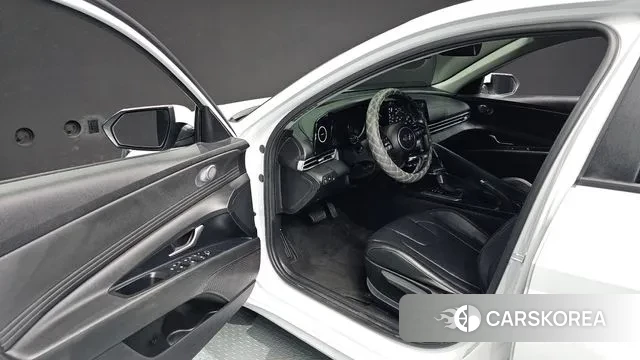 Hyundai Avante (CN7) 2021 Белый из Кореи, фото 2