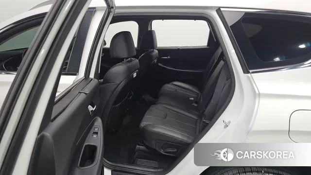 Hyundai The New Santa Fe 2023 Белый из Кореи, фото 2