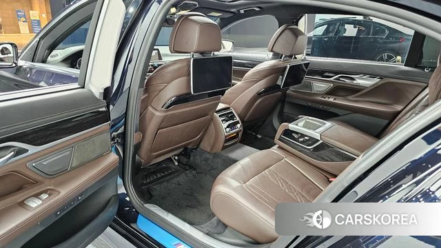BMW 7 Series (G11) 2018 Синий из Кореи, фото 2