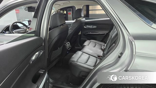Genesis GV70 2021 Серебряный из Кореи, фото 2
