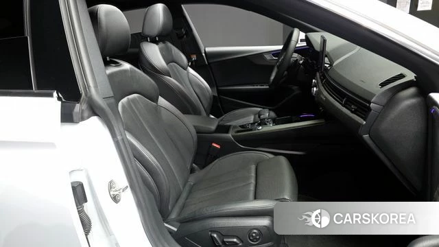 Audi A5 (F5) 2023 Белый из Кореи, фото 2