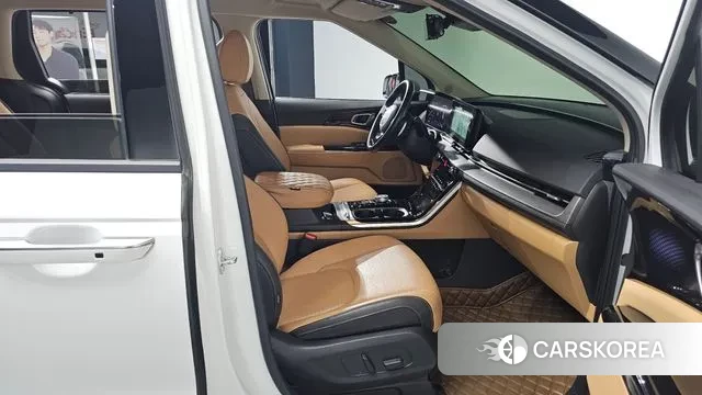 Kia Carnival 4th generation 2023 Белый из Кореи, фото 2