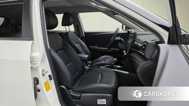 Ssangyong Berry New Tivoli 2022 Белый из Кореи, фото 2