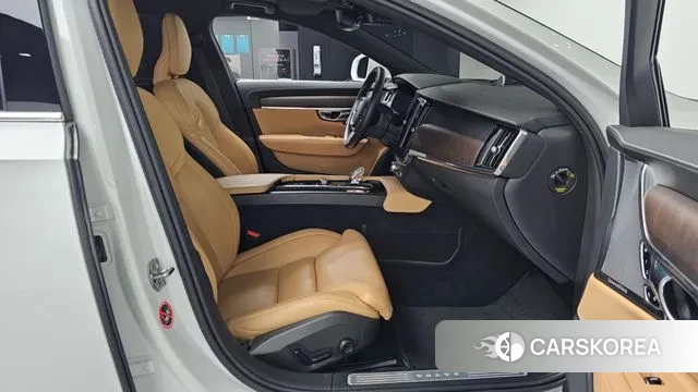 Volvo S90 2021 Белый из Кореи, фото 2