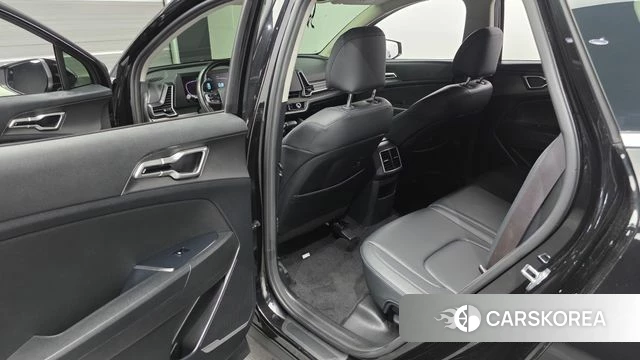 Kia Sportage 5th Generation 2022 Черный из Кореи, фото 2
