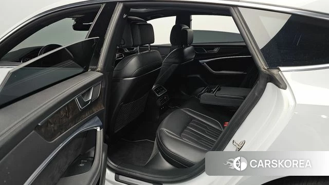 Audi A7 (4K) 2020 Белый из Кореи, фото 2