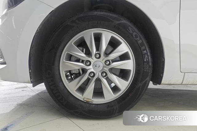Hyundai Yuedong 2021 Белый из Китая, фото 2