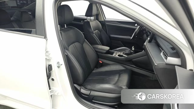 Kia K5 3rd generation 2022 Белый из Кореи, фото 2