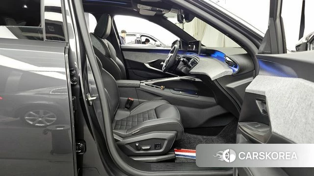 Peugeot 3008 Third generation 2025 Серый из Кореи, фото 2