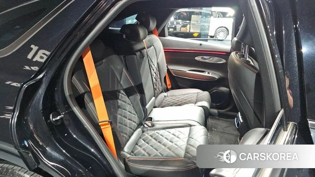 Genesis GV70 2024 Черный из Кореи, фото 2