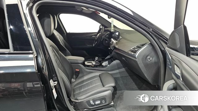 BMW X4 (G02) 2022 Черный из Кореи, фото 2