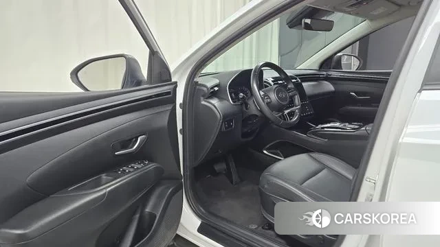 Hyundai Tucson (NX4) 2022 Белый из Кореи, фото 2