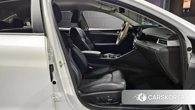 Kia K5 3rd generation 2020 Белый из Кореи, фото 2