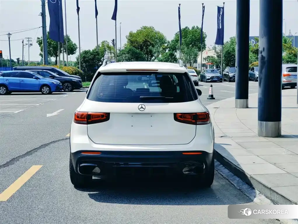 Mercedes-Benz GLB 2022 Белый из Китая, фото 2