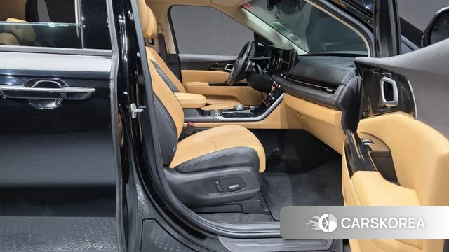 Kia Carnival 4th generation 2023 Черный из Кореи, фото 2