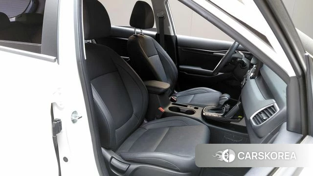 Kia Seltos 2022 Белый из Кореи, фото 2