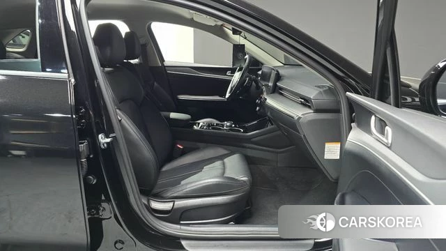 Kia The New K5 Hybrid 3rd generation 2025 Черный из Кореи, фото 2