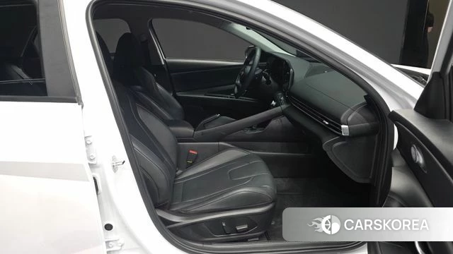 Hyundai Avante (CN7) 2023 Белый из Кореи, фото 2