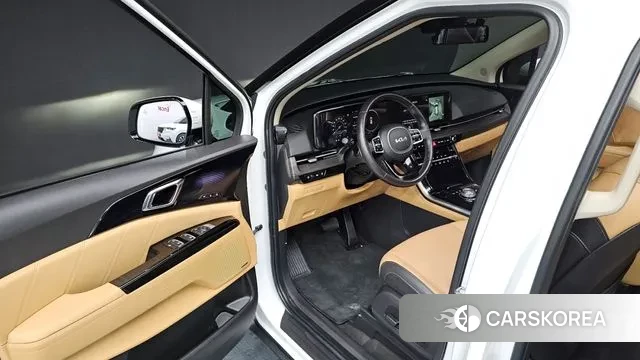 Kia Carnival 4th generation 2023 Белый из Кореи, фото 2