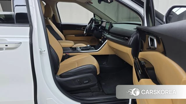 Kia Carnival 4th generation 2022 Белый из Кореи, фото 2