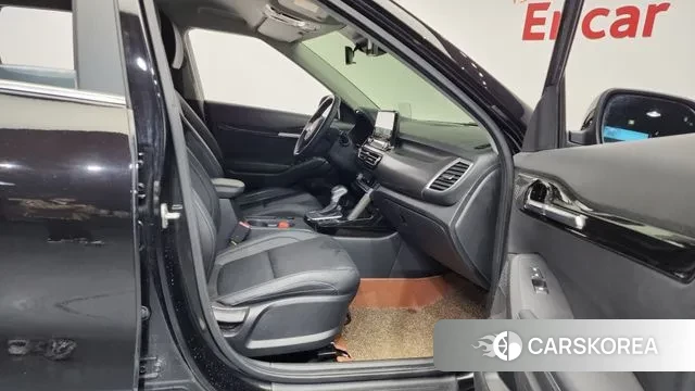 Kia Seltos 2021 Черный из Кореи, фото 2