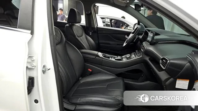 Hyundai The New Santa Fe 2021 Белый из Кореи, фото 2