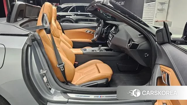 BMW Z4 (G29) 2023 Серебристо-серый из Кореи, фото 2