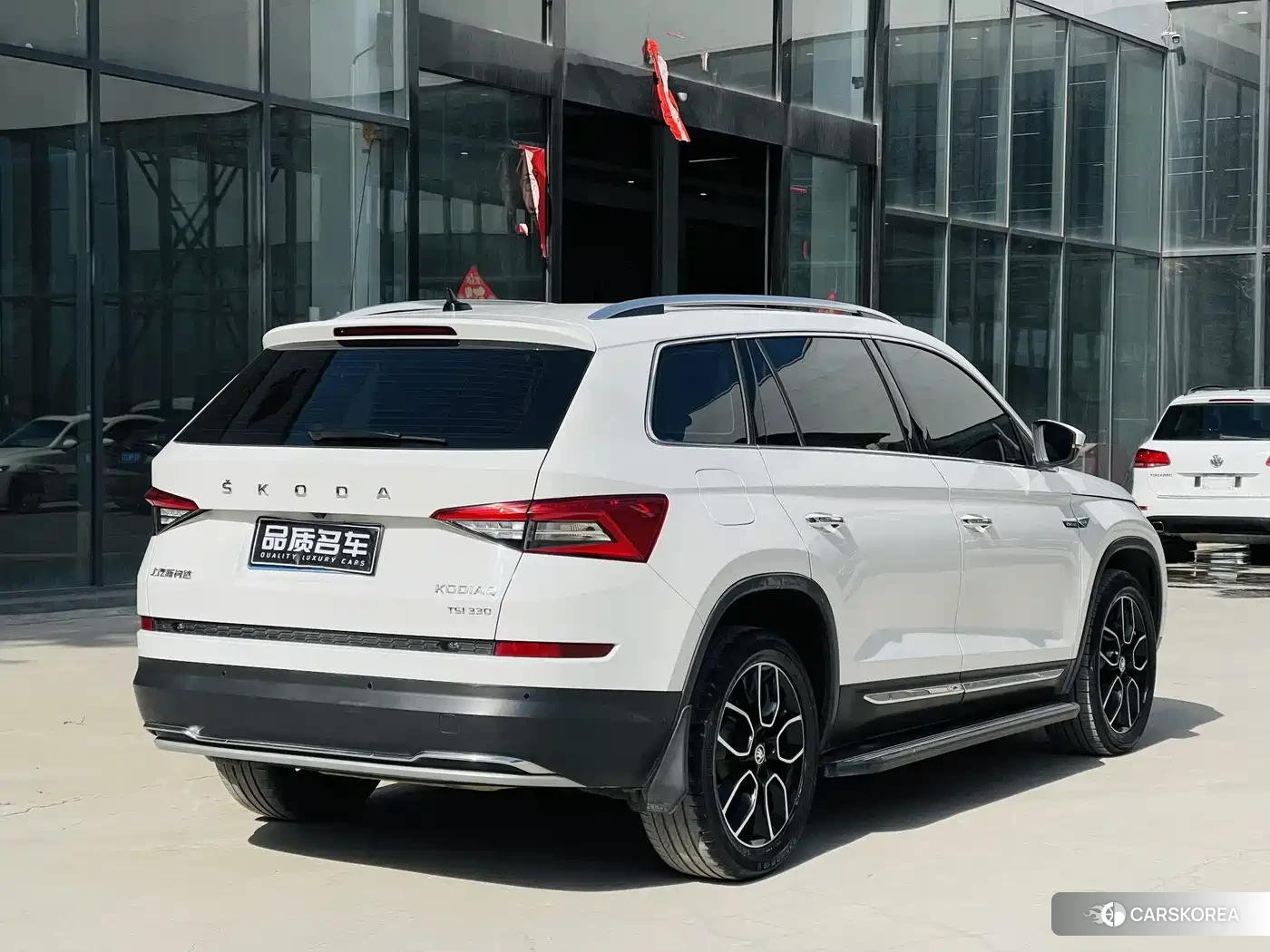 Skoda Kodiaq 2022 Белый из Китая, фото 2