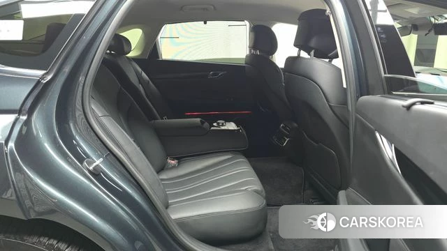 Genesis G80 (RG3) 2024 Темно-зеленый из Кореи, фото 2