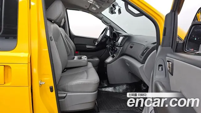 Hyundai The New Grand Starex 2019 Желтый из Кореи, фото 2