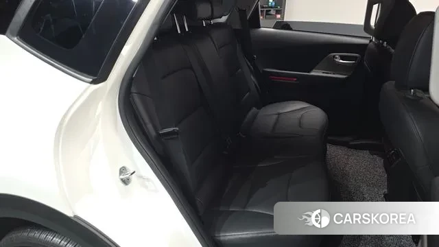 Kia Niro Plus 2022 Белый из Кореи, фото 2