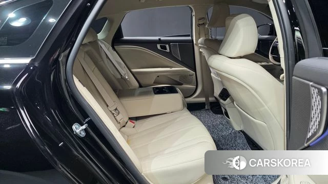 Kia The New K8 Hybrid 2025 Черный из Кореи, фото 2