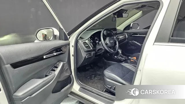 Kia Seltos 2020 Белый из Кореи, фото 2