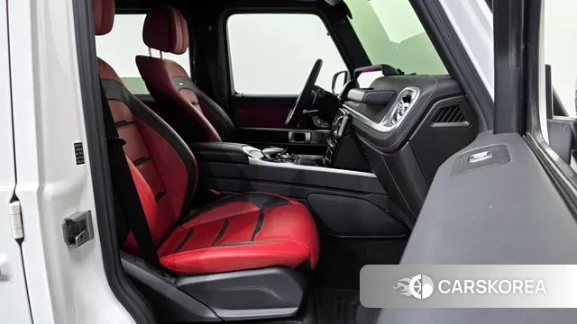 Mercedes-Benz G-Class W463b 2021 Белый из Кореи, фото 2