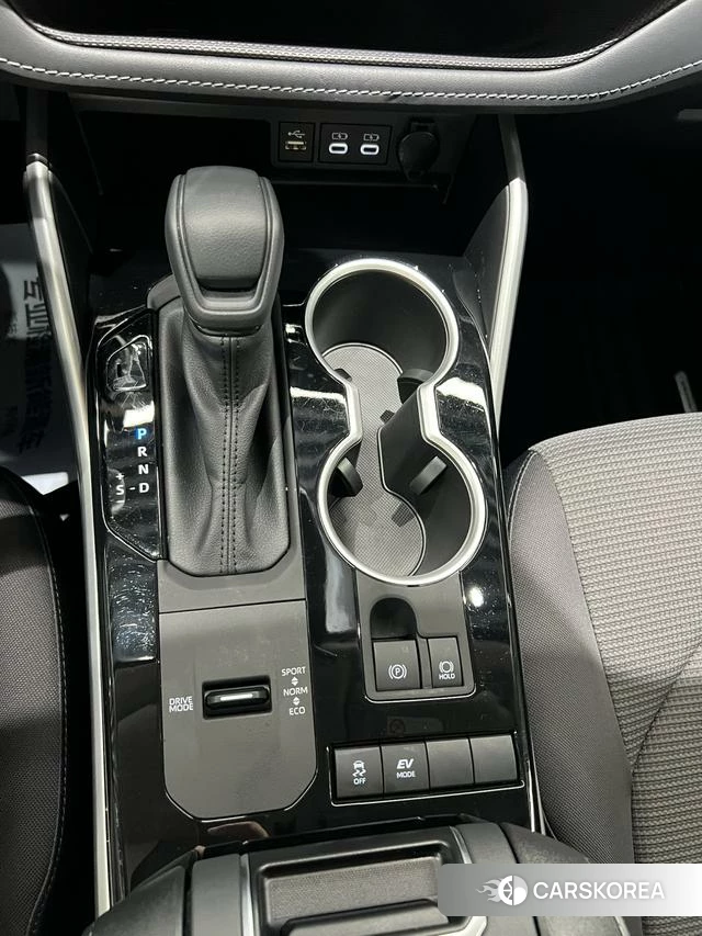 Toyota Highlander 2025 Черный из Китая, фото 2