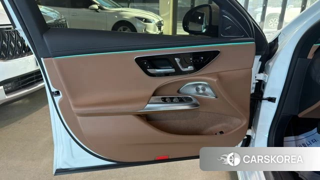 Mercedes-Benz E-Class W214 2024 Белый из Кореи, фото 2
