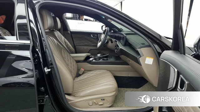 Kia K8 Hybrid 2022 Черный из Кореи, фото 2