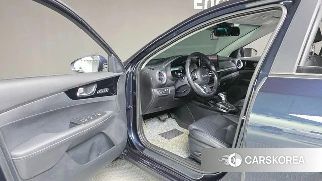 Kia The New K3 2nd generation 2021 Синий из Кореи, фото 2
