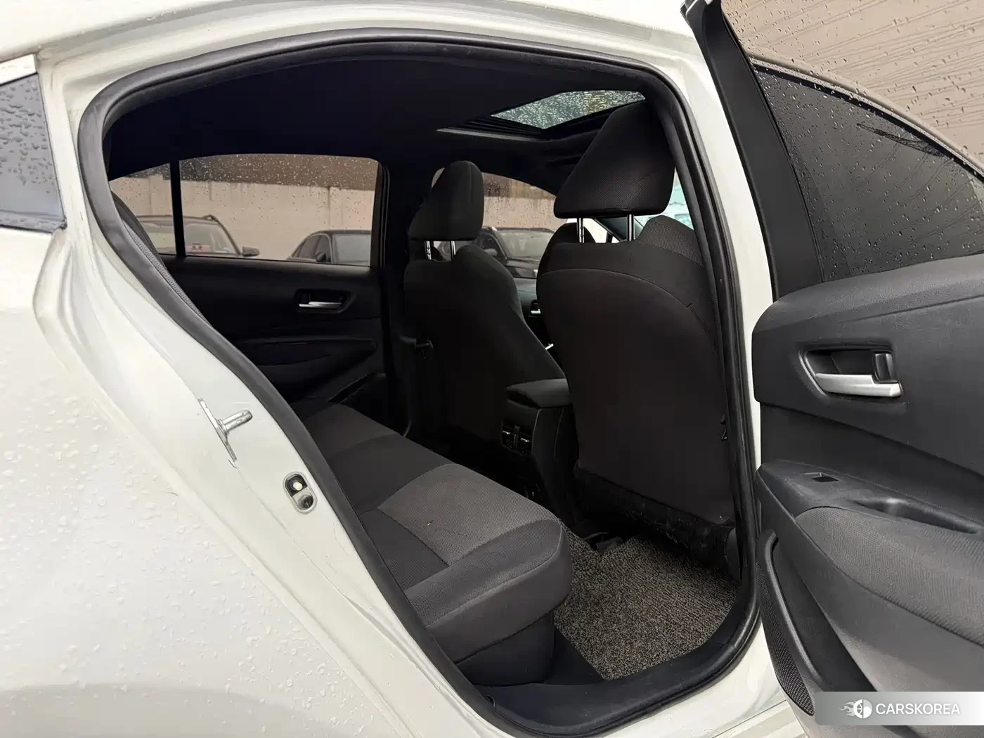 Toyota Levin 2022 Белый из Китая, фото 2