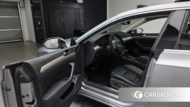 Volkswagen Arteon 2020 Серебряный из Кореи, фото 2