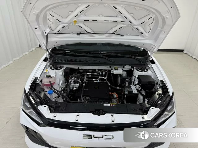BYD e2 2024 Белый из Китая, фото 2