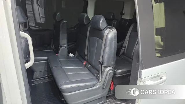 Hyundai Staria 2022 Белый из Кореи, фото 2