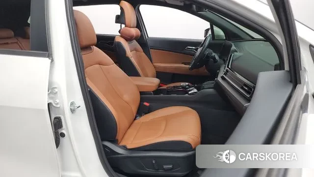Kia Sportage 5th Generation 2021 Белый из Кореи, фото 2