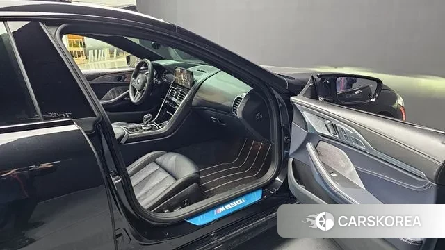 BMW 8 Series (G15) 2024 Черный из Кореи, фото 2