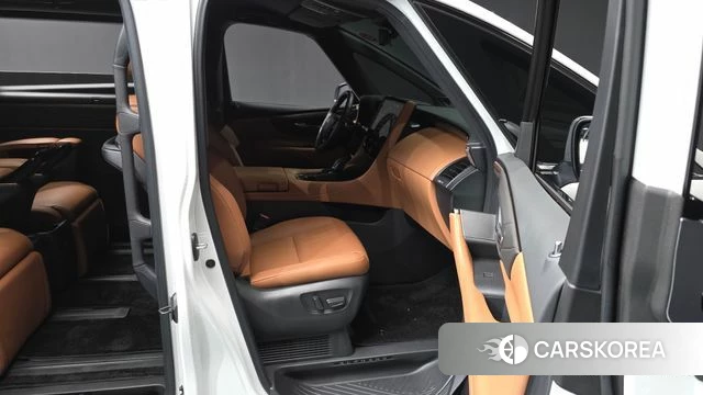 Toyota Alphard 4th Generation 2025 Белый из Кореи, фото 2