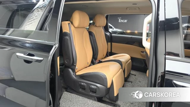 Kia Carnival 4th generation 2022 Черный из Кореи, фото 2