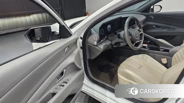 Hyundai Avante (CN7) 2023 Белый из Кореи, фото 2